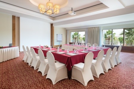 Spojené arabské emiráty Abu Dhabi Khalidiya Palace Rayhaan 10 dňový pobyt Polpenzia Letecky Letisko: Praha May 2026 (17/05/26-26/05/26)