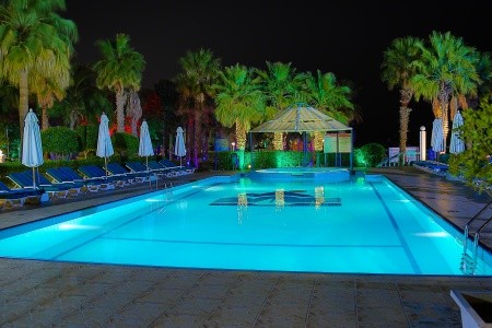 Spojené arabské emiráty Fujairah Sandy Beach Resort 8 dňový pobyt All Inclusive Letecky Letisko: Praha December 2025 (17/12/25-24/12/25)