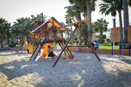 Spojené arabské emiráty Fujairah Sandy Beach Resort 8 dňový pobyt All Inclusive Letecky Letisko: Praha December 2025 (17/12/25-24/12/25)