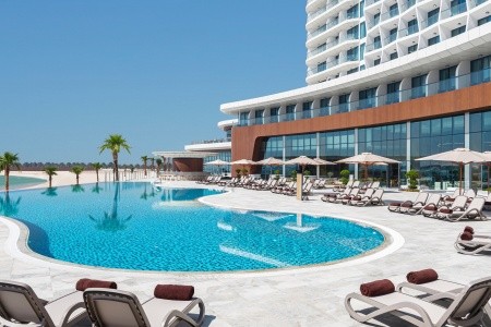 Spojené arabské emiráty Ras Al Khaimah Hampton By Hilton Marjan Island 12 dňový pobyt Raňajky Letecky Letisko: Viedeň September 2025 (11/09/25-22/09/25)