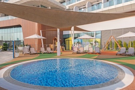 Spojené arabské emiráty Ras Al Khaimah Hampton By Hilton Marjan Island 12 dňový pobyt Raňajky Letecky Letisko: Viedeň September 2025 (11/09/25-22/09/25)