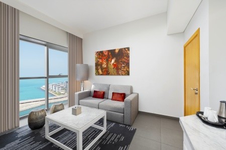 Spojené arabské emiráty Dubaj The First Collection Dubai Marina 11 dňový pobyt Raňajky Letecky Letisko: Praha April 2026 (26/04/26- 6/05/26)