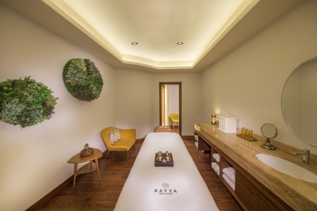 Spojené arabské emiráty Dubaj The Retreat Palm Dubai Mgallery By Sofitel 6 dňový pobyt Raňajky Letecky Letisko: Viedeň July 2026 ( 3/07/26- 8/07/26)