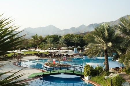 Spojené arabské emiráty Fujairah Le Meridien Al Aqah Beach Resort 6 dňový pobyt All Inclusive Letecky Letisko: Praha March 2027 ( 9/03/27-14/03/27)