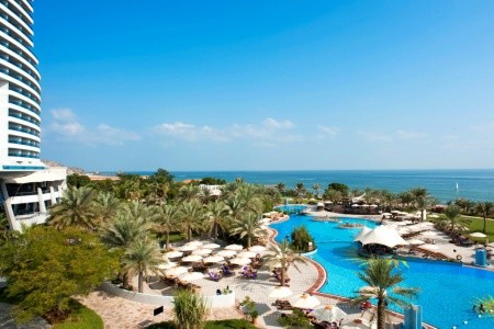 Spojené arabské emiráty Fujairah Le Meridien Al Aqah Beach Resort 6 dňový pobyt All Inclusive Letecky Letisko: Praha March 2027 ( 9/03/27-14/03/27)