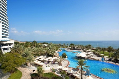 Spojené arabské emiráty Fujairah Le Meridien Al Aqah Beach Resort 6 dňový pobyt All Inclusive Letecky Letisko: Praha March 2027 ( 9/03/27-14/03/27)