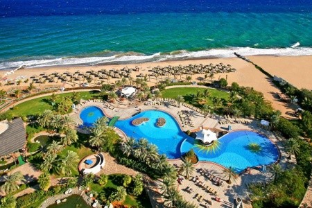 Spojené arabské emiráty Fujairah Le Meridien Al Aqah Beach Resort 6 dňový pobyt All Inclusive Letecky Letisko: Praha March 2027 ( 9/03/27-14/03/27)