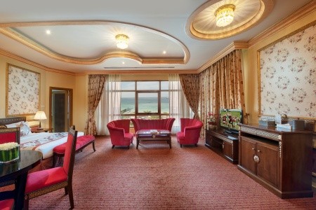 Spojené arabské emiráty Sharjah Sahara Beach Resort &Amp; Spa 6 dňový pobyt All Inclusive Letecky Letisko: Praha April 2026 (14/04/26-19/04/26)