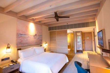 Spojené arabské emiráty Abu Dhabi Saadiyat Rotana Resort & Villas 12 dňový pobyt All Inclusive Letecky Letisko: Praha May 2026 ( 4/05/26-15/05/26)