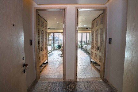 Spojené arabské emiráty Abu Dhabi Saadiyat Rotana Resort & Villas 12 dňový pobyt All Inclusive Letecky Letisko: Praha May 2026 ( 4/05/26-15/05/26)