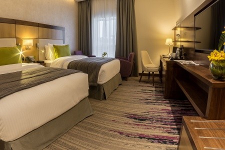 Spojené arabské emiráty Dubaj Golden Tulip Media (Al Barsha Heights) 11 dňový pobyt Polpenzia Letecky Letisko: Praha June 2026 (13/06/26-23/06/26)