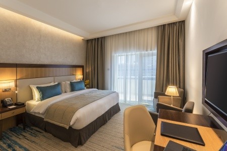 Spojené arabské emiráty Dubaj Golden Tulip Media (Al Barsha Heights) 11 dňový pobyt Polpenzia Letecky Letisko: Praha June 2026 (13/06/26-23/06/26)