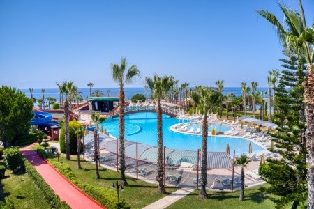 Oz Hotels Incekum Beach Resort - 2