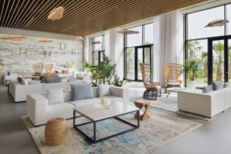 Spojené arabské emiráty Ras Al Khaimah Mövenpick Resort Marjan Island (Ras Al Khaimah) 11 dňový pobyt Polpenzia Letecky Letisko: Praha April 2026 (25/04/26- 5/05/26)