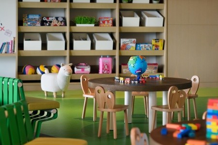 Spojené arabské emiráty Ras Al Khaimah Mövenpick Resort Marjan Island (Ras Al Khaimah) 11 dňový pobyt Polpenzia Letecky Letisko: Praha April 2026 (25/04/26- 5/05/26)