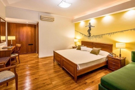 Mediterranean Beach Resort - 4