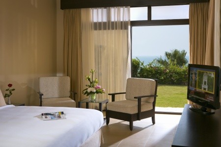 The Cove Rotana Resort - 37