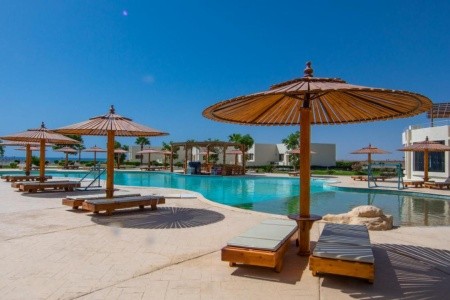 Egypt Hurghada New Eagles Aqua Park Resort 8 dňový pobyt Polpenzia Letecky Letisko: Viedeň June 2026 (29/06/26- 6/07/26)