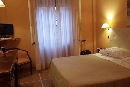 Taliansko Toskánsko La Pace (Pisa) 10 dňový pobyt Raňajky Vlastná June 2026 (10/06/26-19/06/26)