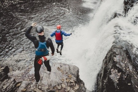 YOUNG & ACTIVE MADeira MADness