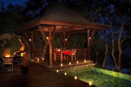 Seychely  Enchanted Island Resort 13 dňový pobyt Raňajky Letecky Letisko: Krakov December 2025 ( 4/12/25-16/12/25)