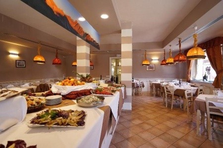 Taliansko Trentino Gh Piaz (Pozza Di Fassa) 6 dňový pobyt Raňajky Vlastná October 2025 (22/10/25-27/10/25)