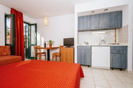 Chorvátsko Severná Dalmácia Zaton Holiday Resort Apartments 6 dňový pobyt Polpenzia Vlastná October 2025 (14/10/25-19/10/25)