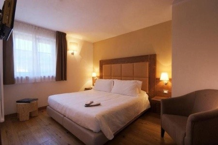 Taliansko Madonna di Campiglio / Pinzolo Chalet Del Brenta 3 dňový pobyt Raňajky Vlastná September 2025 ( 5/09/25- 7/09/25)