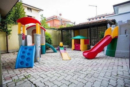 Taliansko Toskánsko Sylvia (Lido Di Camaiore) 11 dňový pobyt Raňajky Vlastná November 2025 (19/11/25-29/11/25)