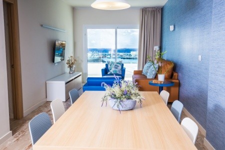 Kanárske ostrovy Tenerife Hovima La Pinta Beachfront Family 12 dňový pobyt Polpenzia Letecky Letisko: Budapešť February 2026 ( 1/02/26-12/02/26)