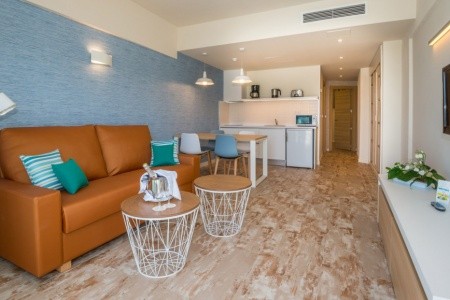 Kanárske ostrovy Tenerife Hovima La Pinta Beachfront Family 10 dňový pobyt Ultra All inclusive Letecky Letisko: Budapešť April 2026 (23/04/26- 2/05/26)