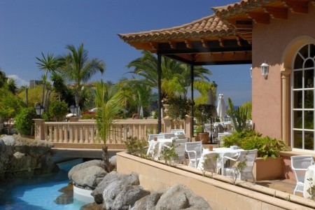 Kanárske ostrovy Tenerife Bahía Del Duque Las Villas 10 dňový pobyt Polpenzia Letecky Letisko: Budapešť March 2026 (31/03/26- 9/04/26)