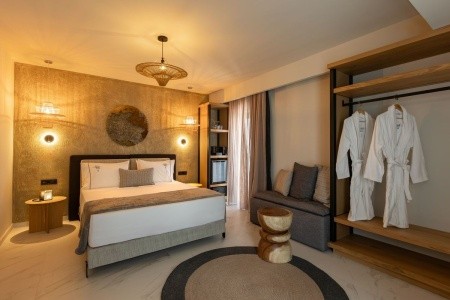 Santo Mangata Boutique - 40