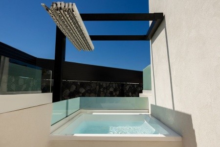 Santo Mangata Boutique - 61