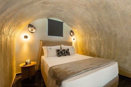 Santo Mangata Boutique - 62