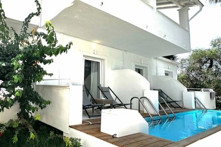 Mr. & Mrs. White - 5