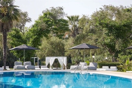 Mr. & Mrs. White - 15