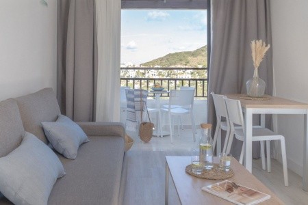 Španielsko Menorca Fergus Club Carema Splash 14 dňový pobyt All Inclusive Letecky Letisko: Praha September 2025 (22/09/25- 5/10/25)