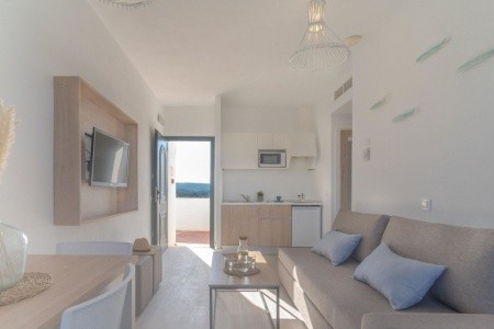 Španielsko Menorca Fergus Club Carema Splash 14 dňový pobyt All Inclusive Letecky Letisko: Praha September 2025 (22/09/25- 5/10/25)