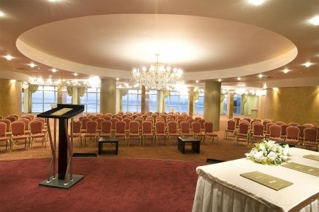 Turecko Kusadasi Charisma Deluxe 9 dňový pobyt Raňajky Letecky Letisko: Viedeň July 2026 ( 5/07/26-13/07/26)