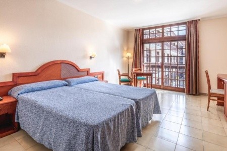 Kanárske ostrovy Tenerife Apartamentos Be Smart Florida Plaza 12 dňový pobyt Polpenzia Letecky Letisko: Budapešť March 2026 (24/03/26- 4/04/26)