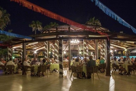 Kanárske ostrovy Tenerife Alexandre La Siesta 8 dňový pobyt Raňajky Letecky Letisko: Budapešť March 2026 (16/03/26-23/03/26)