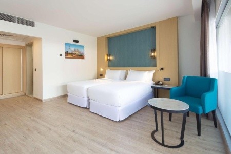 Occidental Sharjah Grand - 18