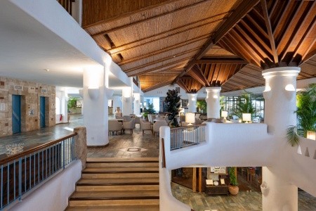 Cyprus Paphos (Pafos) Coral Beach Hotel & Resort 8 dňový pobyt All Inclusive Letecky Letisko: Bratislava July 2026 (31/07/26- 7/08/26)