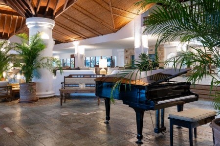 Cyprus Paphos (Pafos) Coral Beach Hotel & Resort 8 dňový pobyt All Inclusive Letecky Letisko: Bratislava July 2026 (31/07/26- 7/08/26)