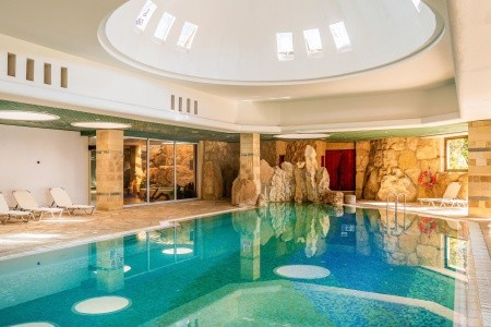 Cyprus Paphos (Pafos) Coral Beach Hotel & Resort 8 dňový pobyt All Inclusive Letecky Letisko: Bratislava July 2026 (31/07/26- 7/08/26)