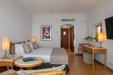 Cyprus Paphos (Pafos) Coral Beach Hotel & Resort 8 dňový pobyt All Inclusive Letecky Letisko: Bratislava July 2026 (31/07/26- 7/08/26)