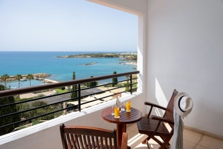 Cyprus Paphos (Pafos) Coral Beach Hotel & Resort 8 dňový pobyt All Inclusive Letecky Letisko: Bratislava July 2026 (31/07/26- 7/08/26)