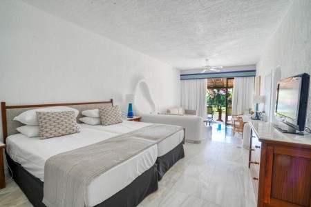 Cyprus Paphos (Pafos) Coral Beach Hotel & Resort 8 dňový pobyt All Inclusive Letecky Letisko: Bratislava July 2026 (31/07/26- 7/08/26)