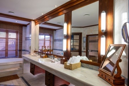 Cyprus Paphos (Pafos) Coral Beach Hotel & Resort 8 dňový pobyt All Inclusive Letecky Letisko: Bratislava July 2026 (31/07/26- 7/08/26)